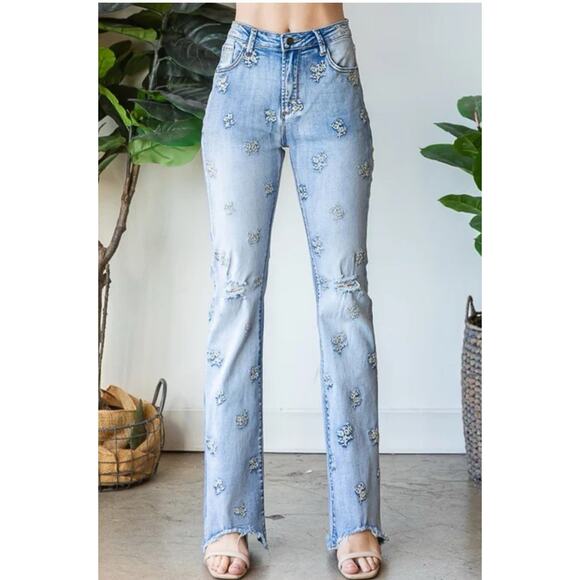 Oli And Hali Floral Embroidered Distressed Bootcut Jeans Size XL